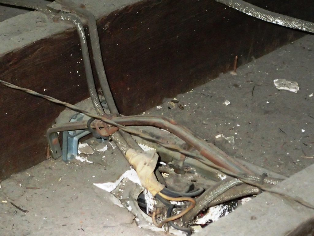 History of Electrical Wiring - Home Inspection